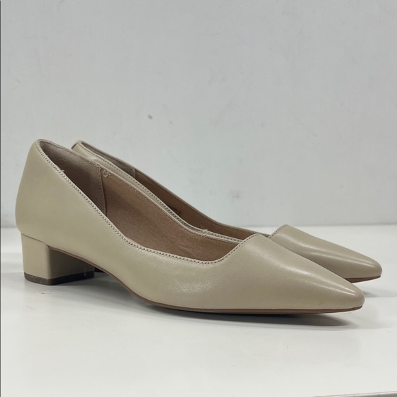 Rockport Total Motion Gracie Pump Size 8